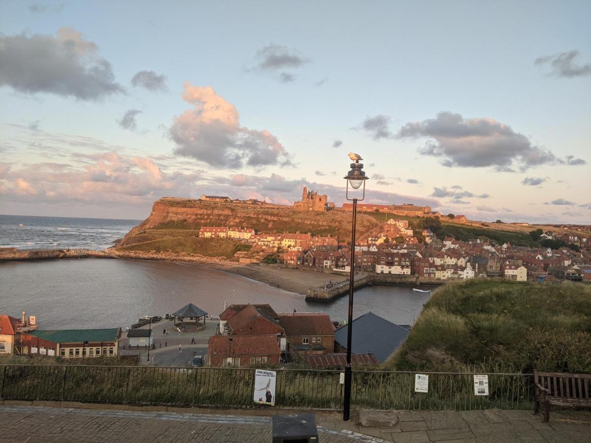 Fieldside View Sleeps 7 Village Near Whitby Sleights Exteriör bild